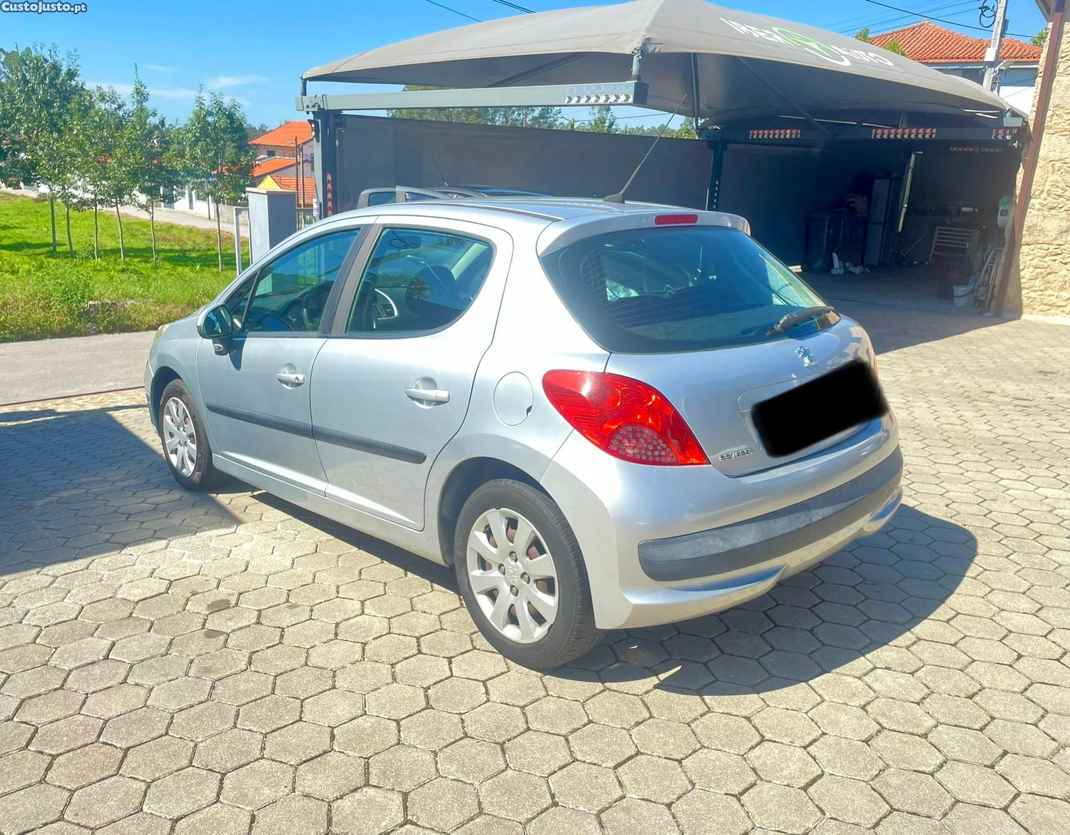 Peugeot 207 1.4 16V Active — fotografia 8