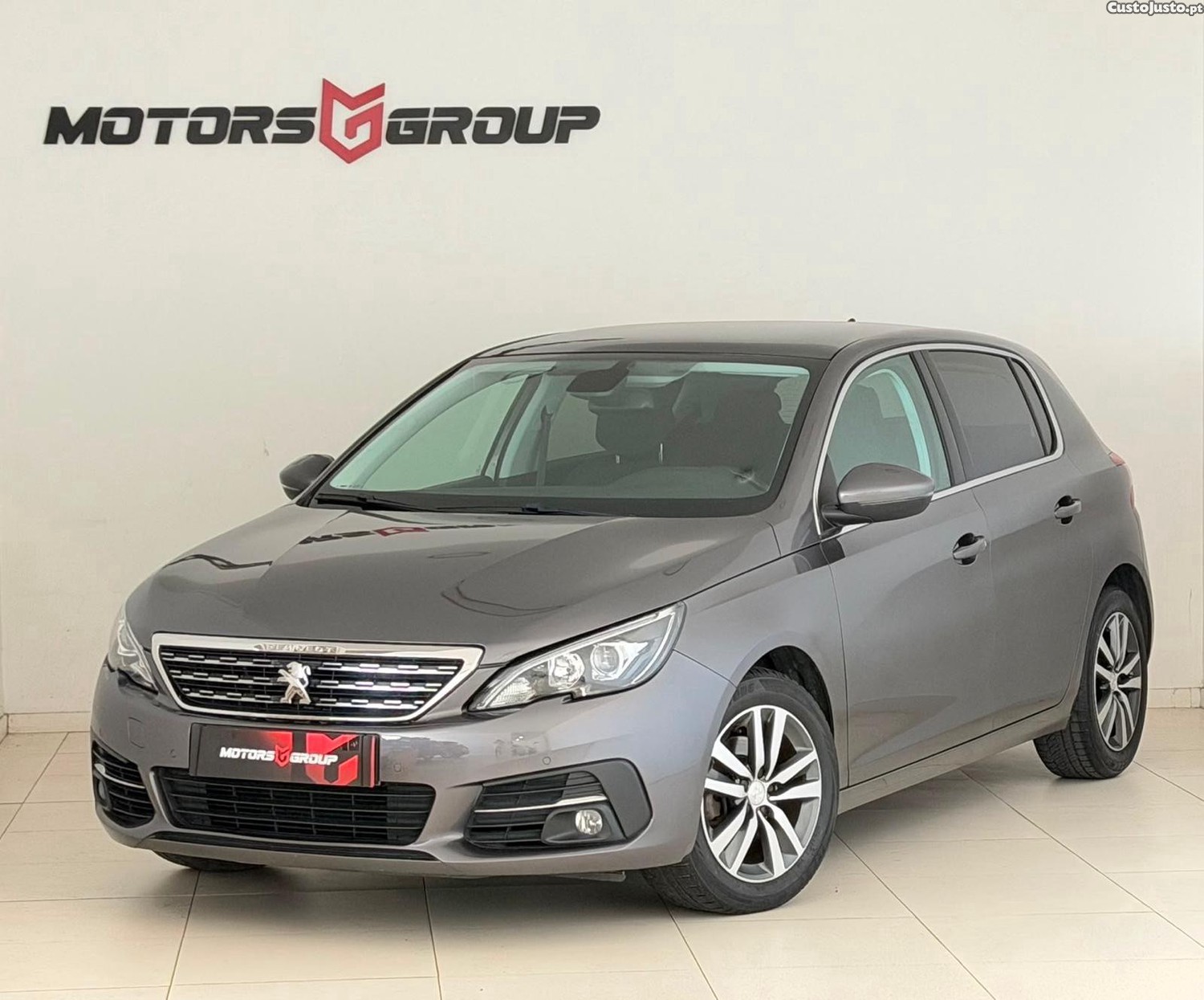 Peugeot 308 1.2 PureTech Allure EAT8 — photo 2