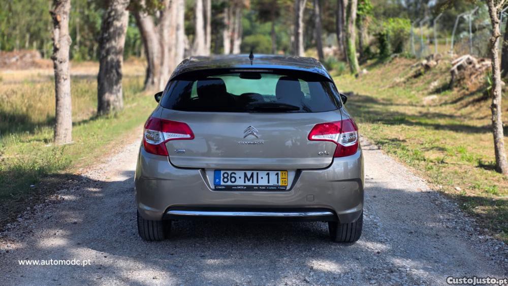 Citroën C4 1.6 HDi Exclusive — fotografia 10