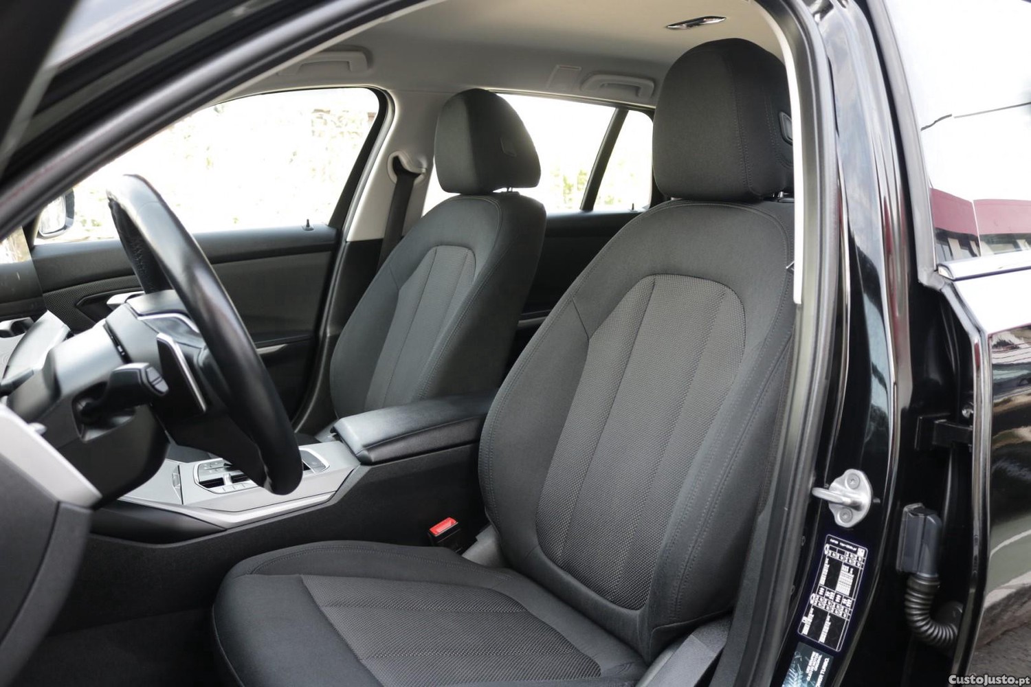 BMW 318 d Touring Auto 150cv — fotografia 40