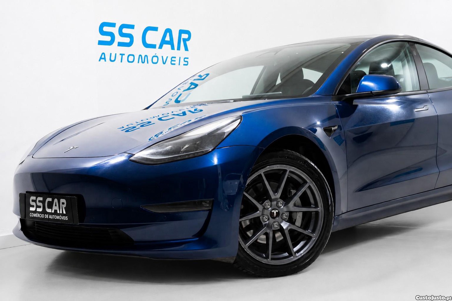 Tesla Model 3 Long-Range Dual Motor AWD — fotografia 21