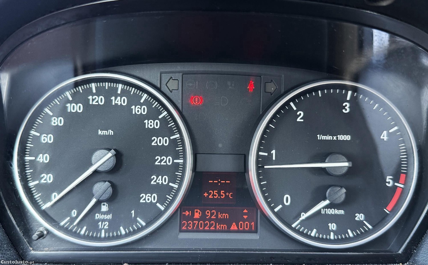 BMW 318 D Touring C/Nova — fotografia 3