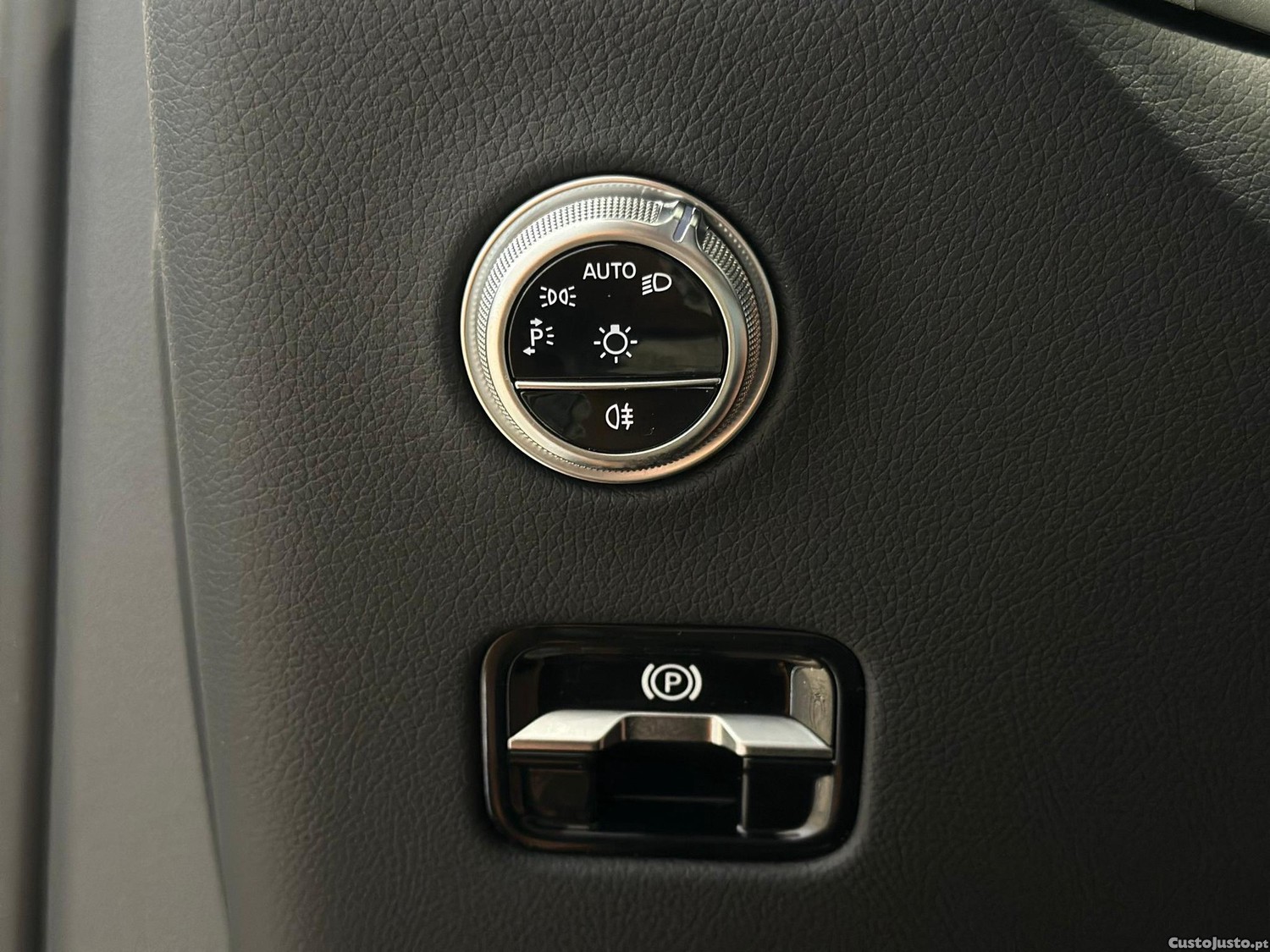 Mercedes-Benz GLC 300 de 4Matic 9G-TRONIC Edition AMG Line — fotografia 16