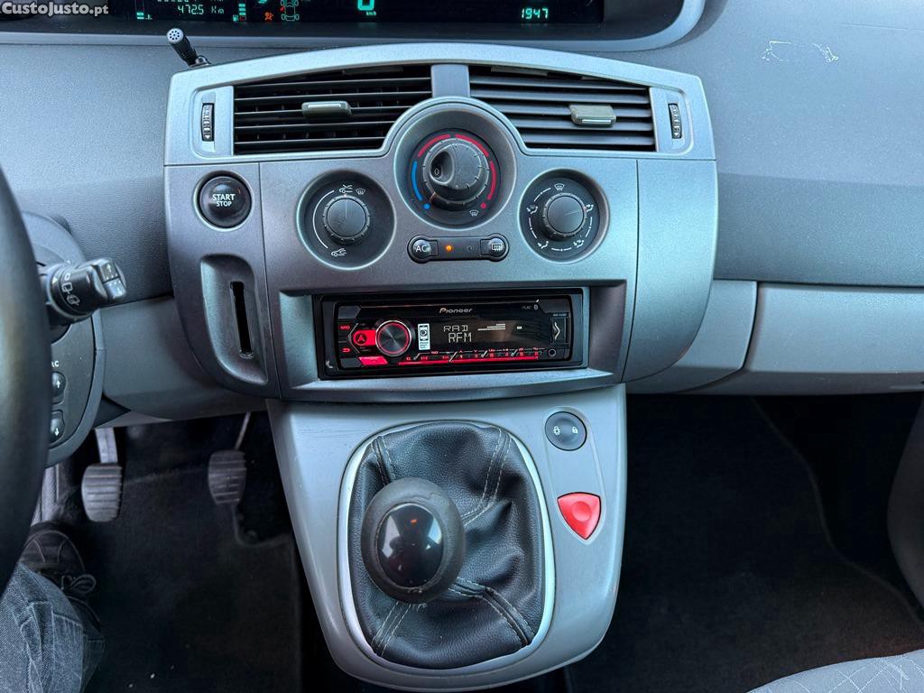 Renault Scénic 1.5Dci 82cv 05/2005 — fotografia 3