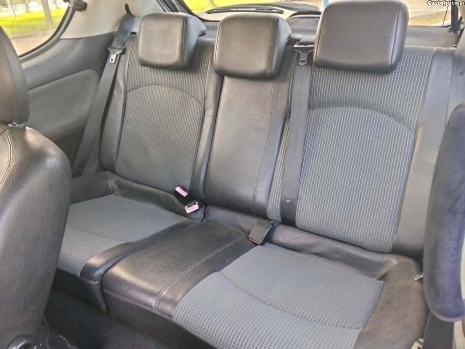 Peugeot 206 1.6 HDI DIESEL 5LUGARES VERSAO S16 — fotografia 3