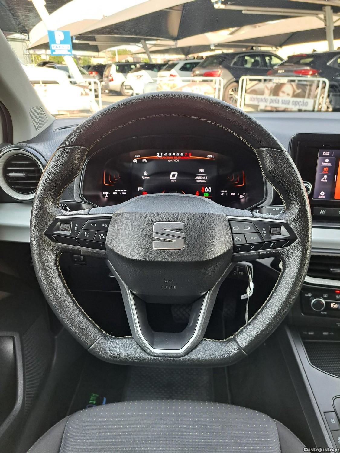 SEAT Ibiza 1.0 TSI Style Plus DSG — fotografia 19