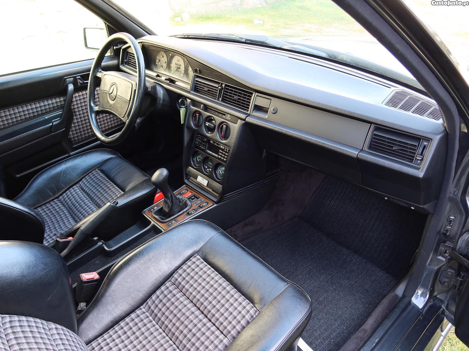 Mercedes-Benz 190 E 2.5-16 Evolution — fotografia 9