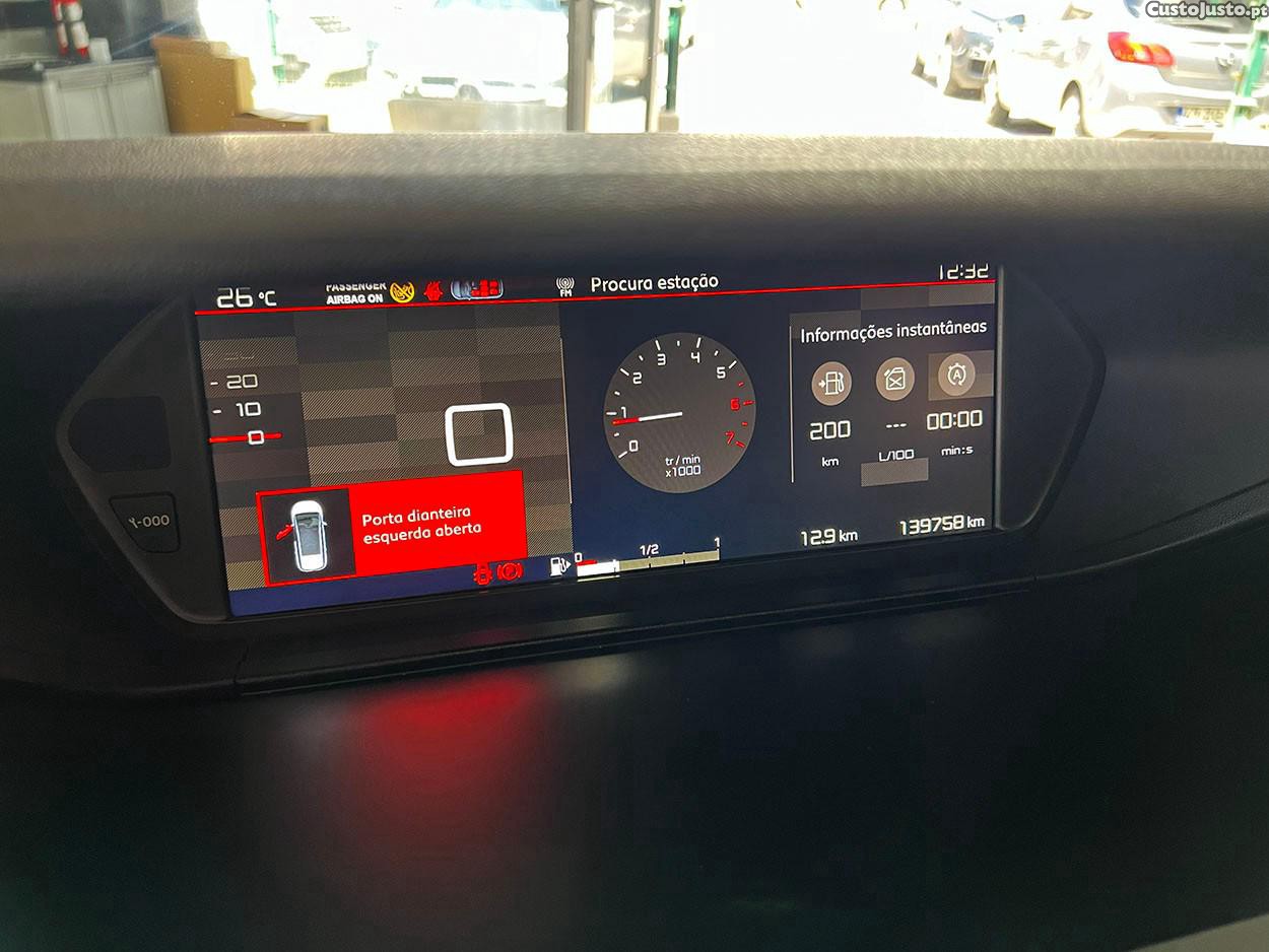 Citroën C4 Spacetourer 1.5 BlueHDi Feel — fotografia 15