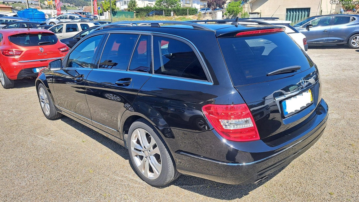 Mercedes-Benz C 220 BlueTEC Avantgarde Aut. — fotografia 3