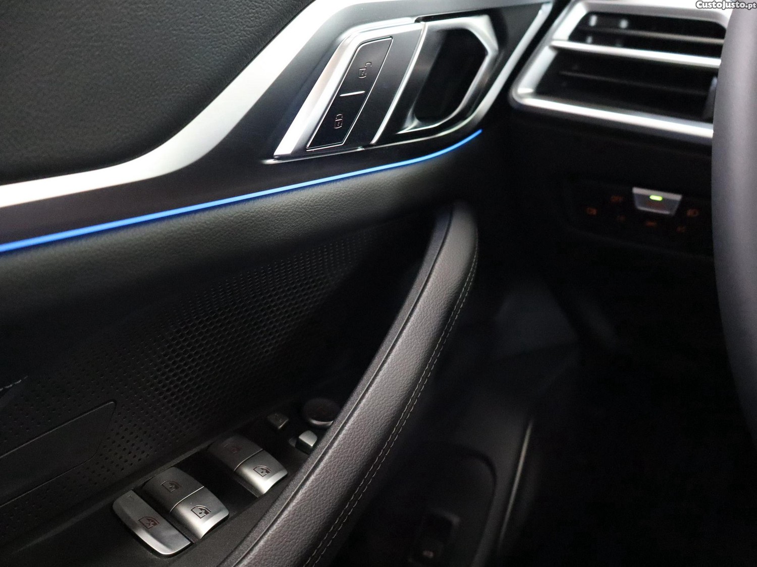 BMW i4 eDrive40 — fotografia 14
