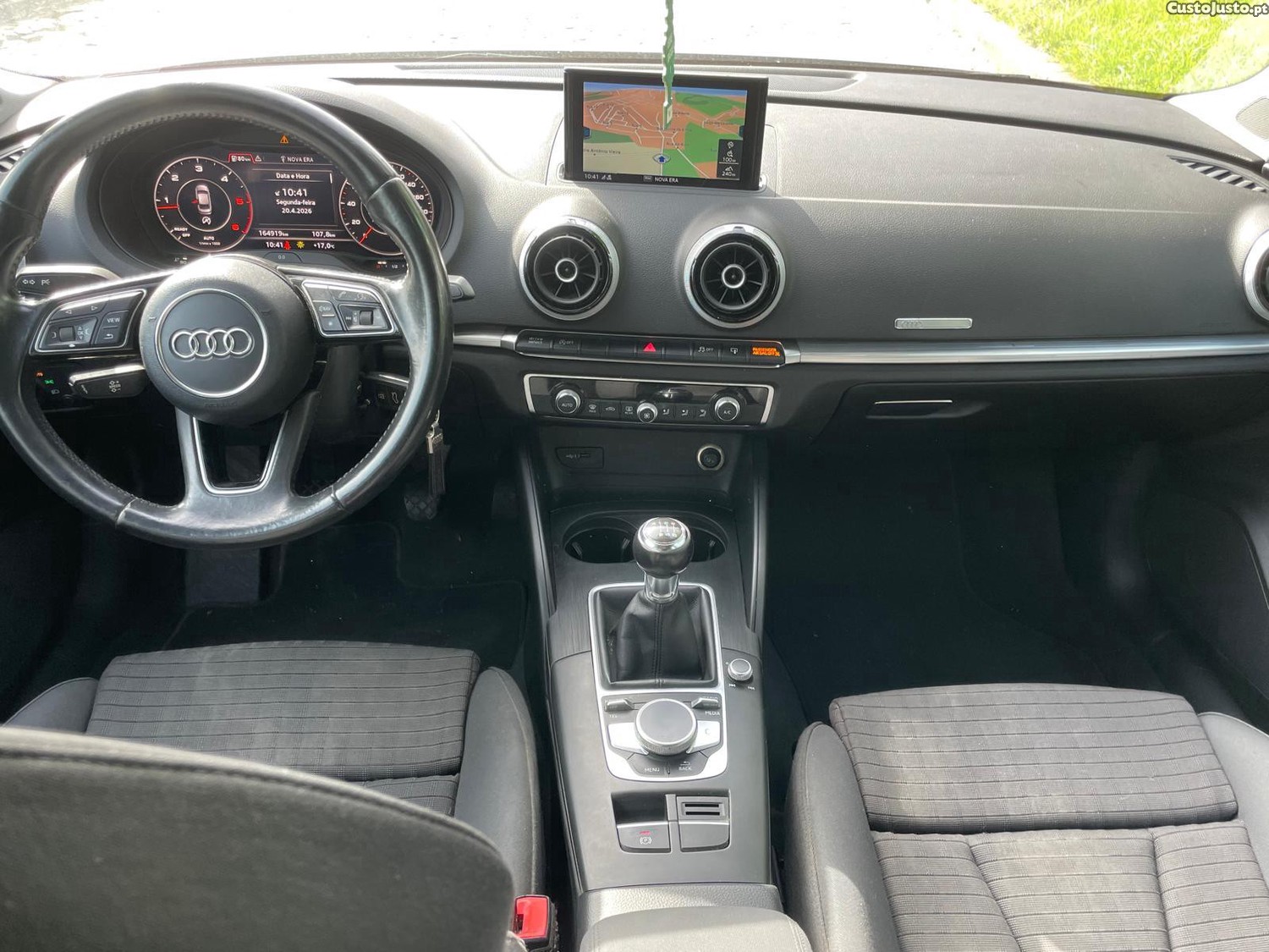 Audi A3 LIMOUSINE S-LINE SPORT — photo 3