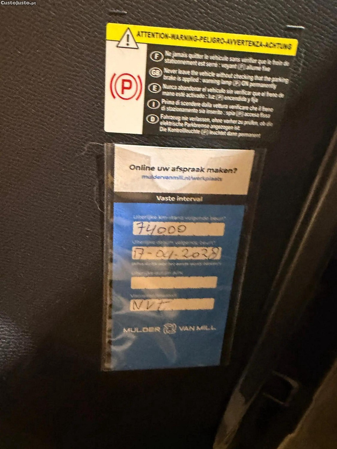 Peugeot e-2008 50 kWh Active Pack — fotografia 3