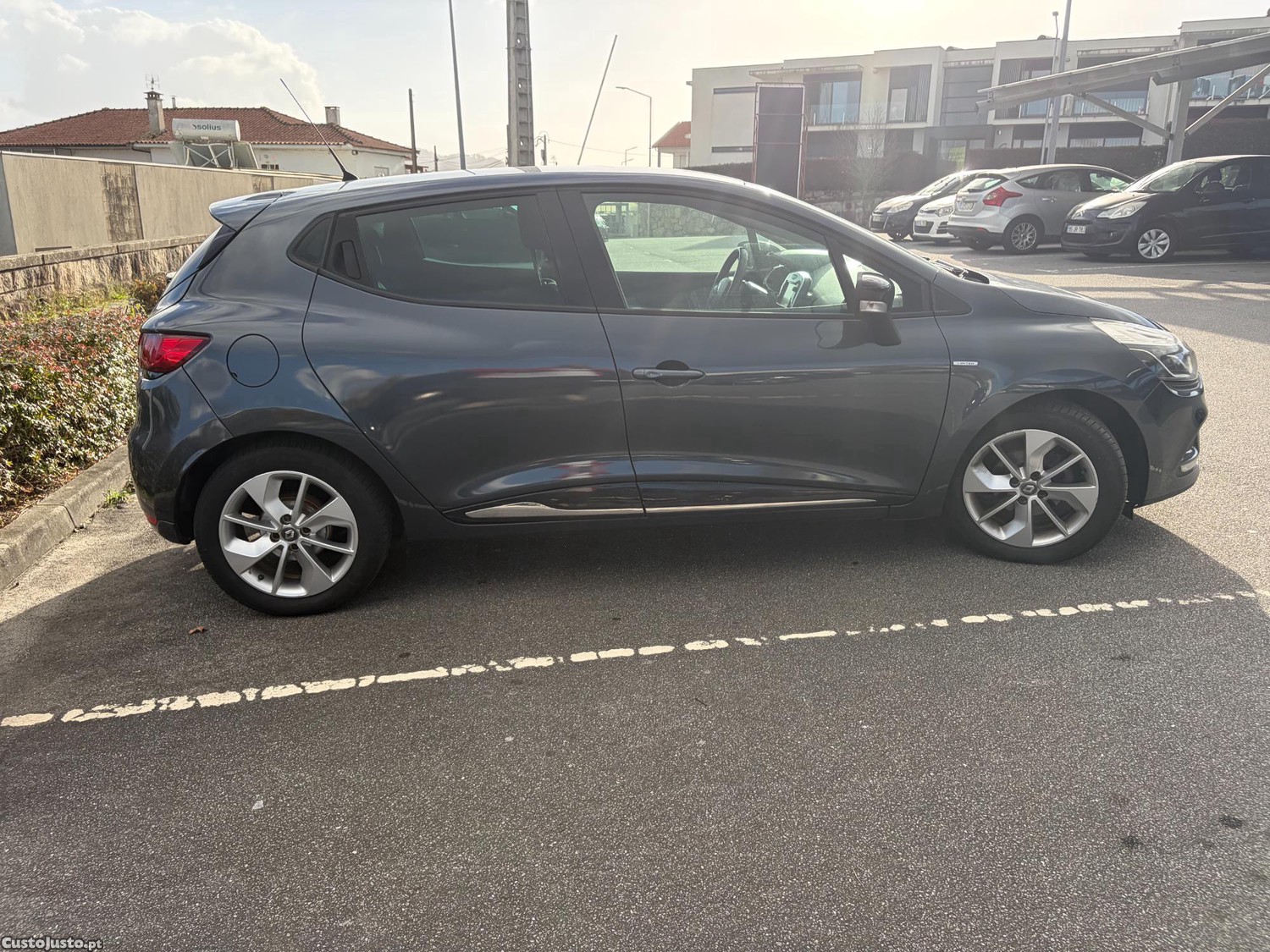 Renault Clio 1.5 Dci Limited — fotografia 3