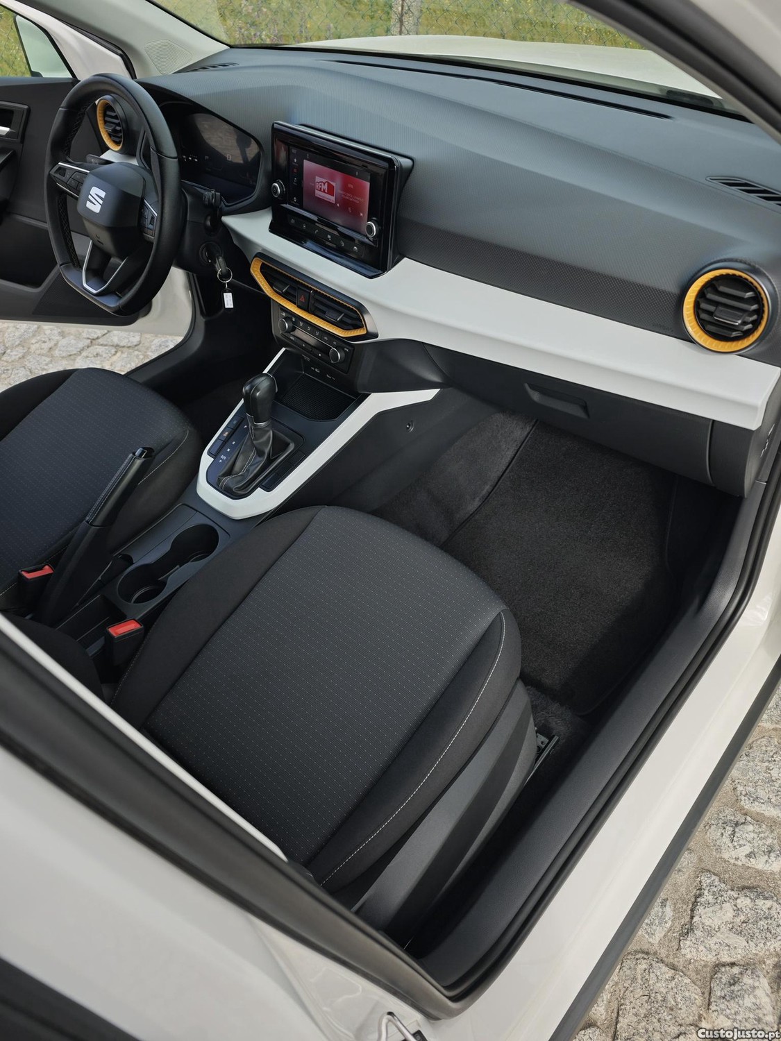 SEAT Arona TSI Style DSG — fotografia 11