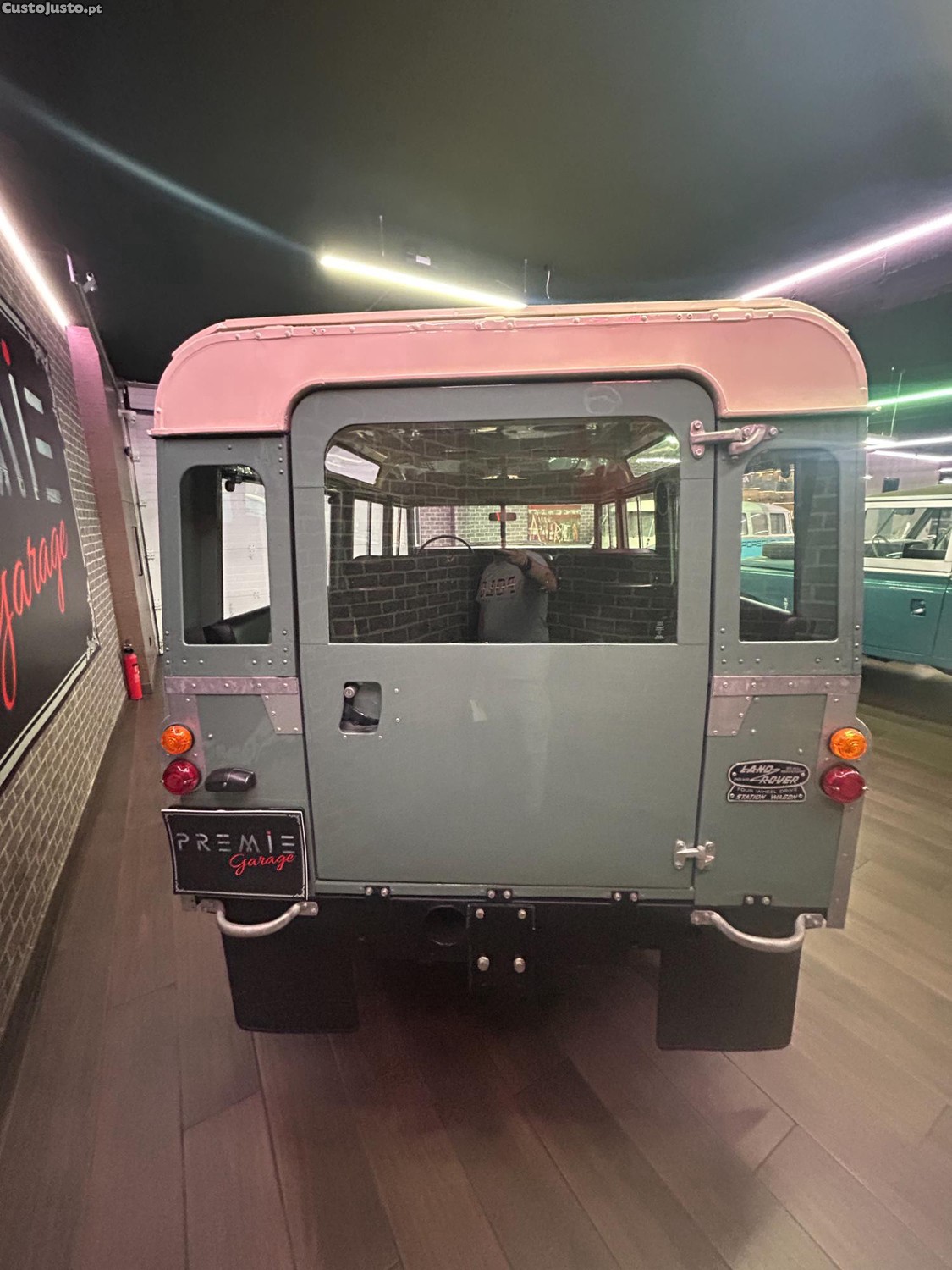 Land Rover Serie III Long 109 — fotografia 6