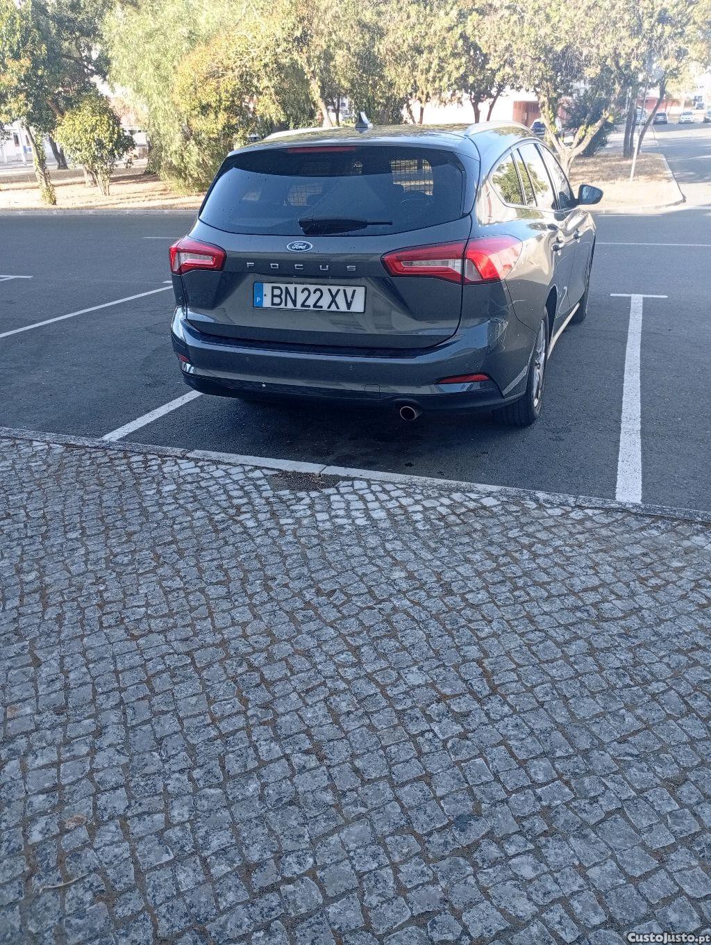 Ford Focus 1.5 — fotografia 5