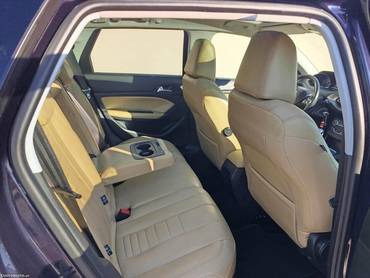 Peugeot 308 1.6 SW HDI BLUE ALLURE — fotografia 4