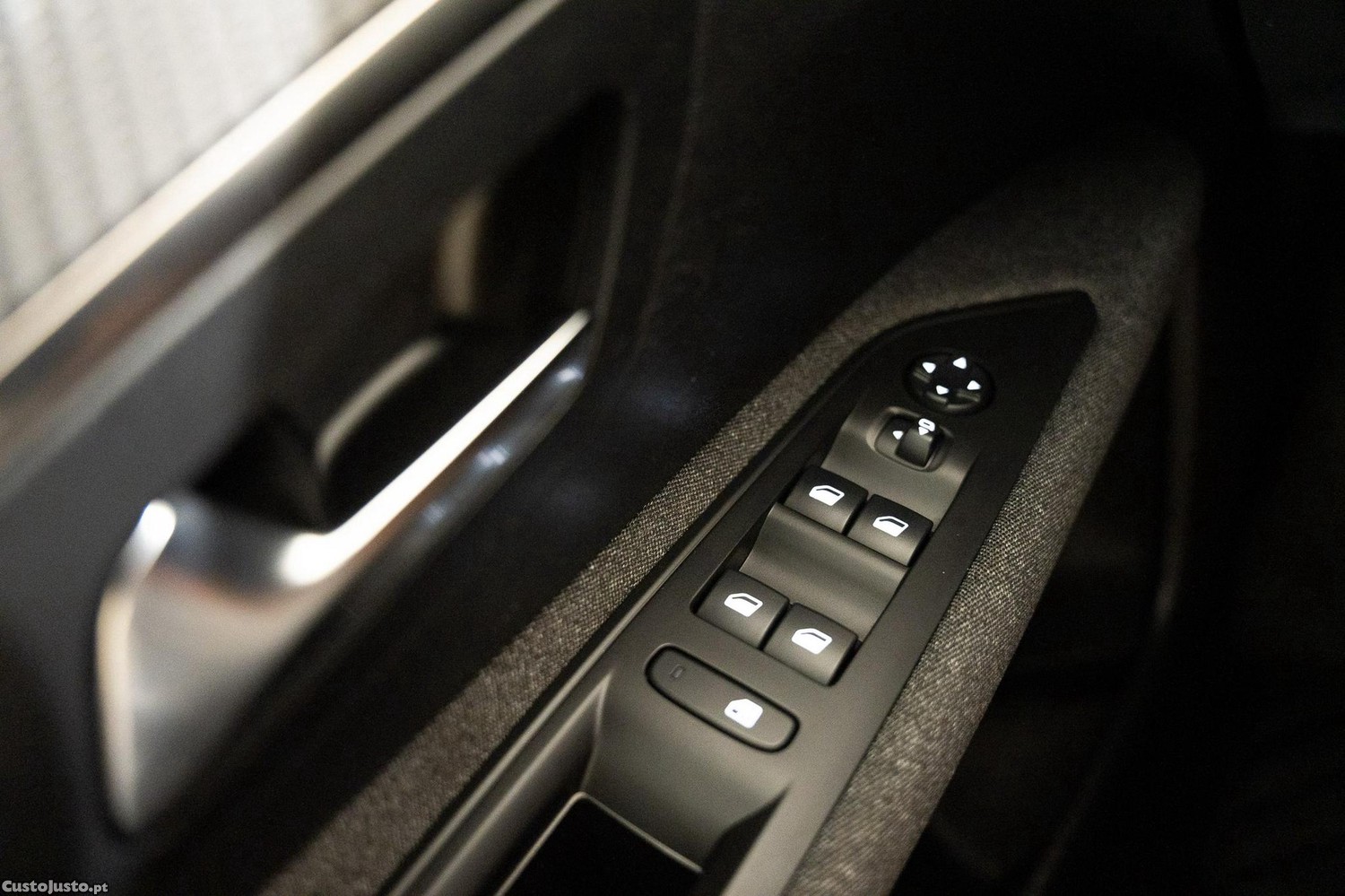 Peugeot 3008 1.2 PureTech Active — fotografia 8