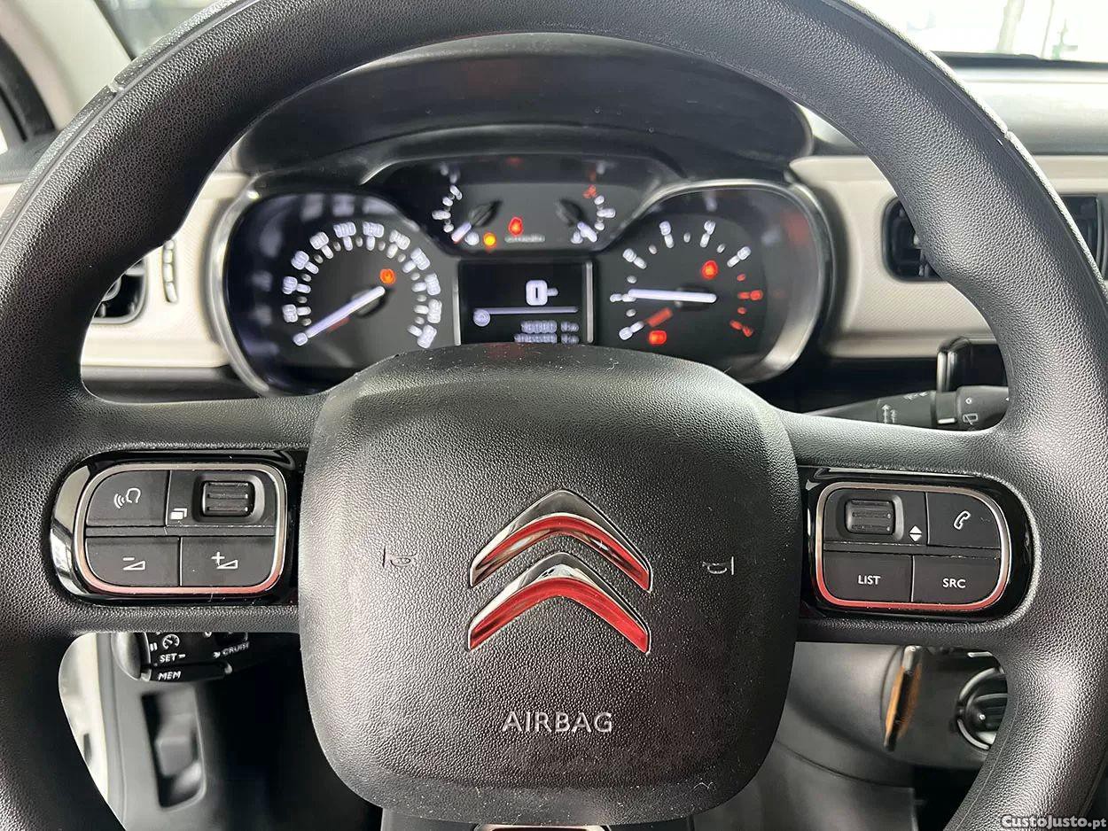 Citroën C3 1.2 PureTech Feel — fotografia 11
