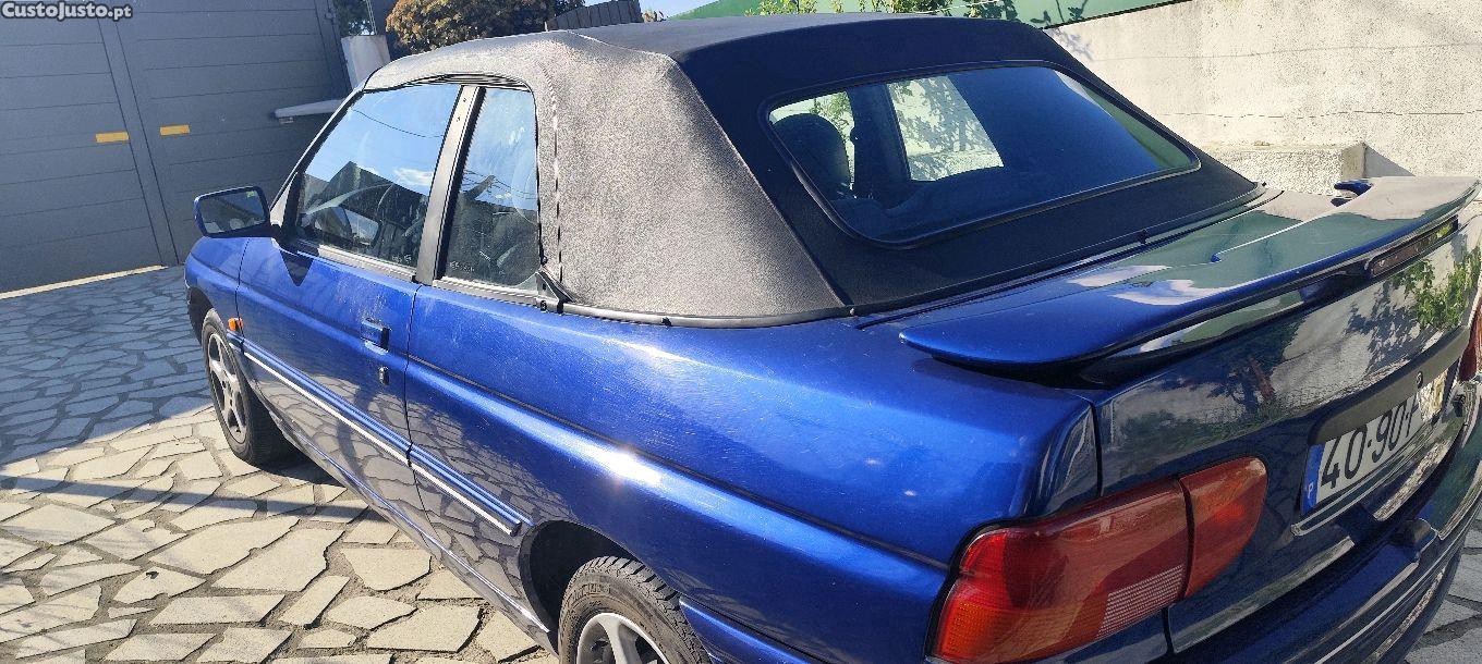 Ford Escort Cabrio 1.6 — fotografia 6