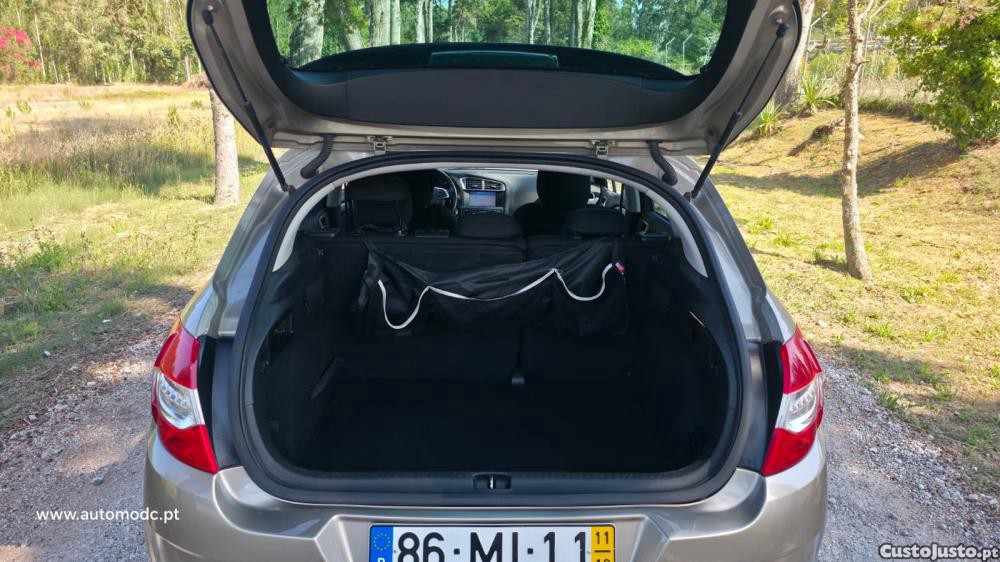 Citroën C4 1.6 HDi Exclusive — fotografia 9