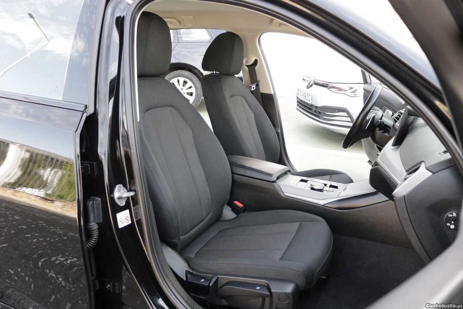 BMW 318 d Touring Auto 150cv — fotografia 38