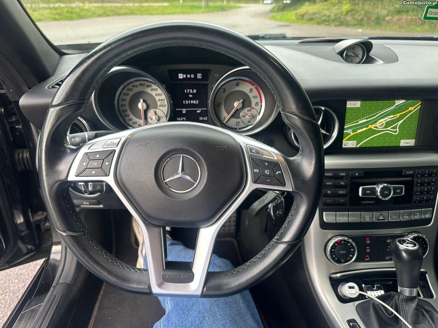 Mercedes-Benz SLK 250 Cabrio — fotografia 3