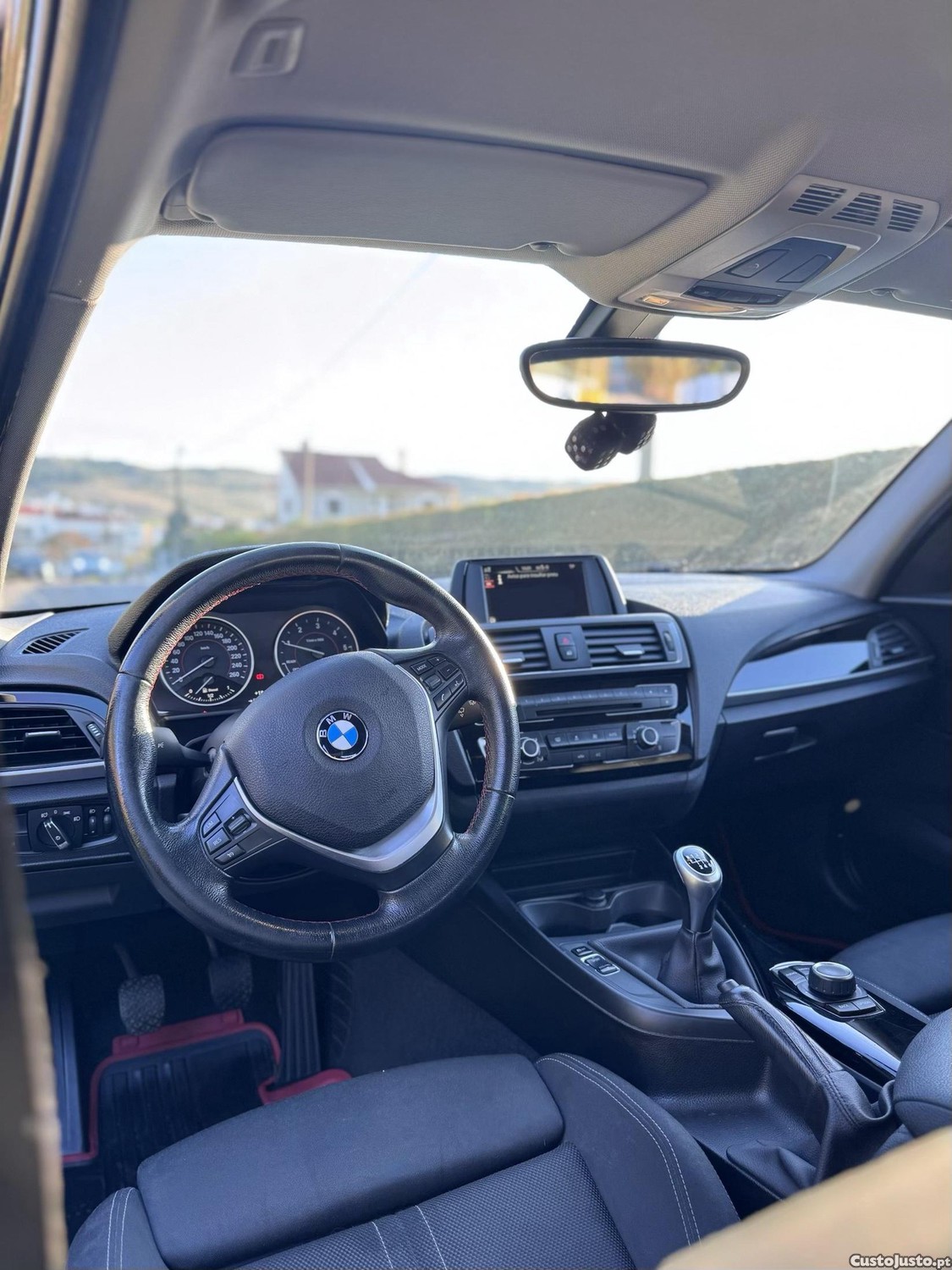 BMW 116 D — fotografia 11