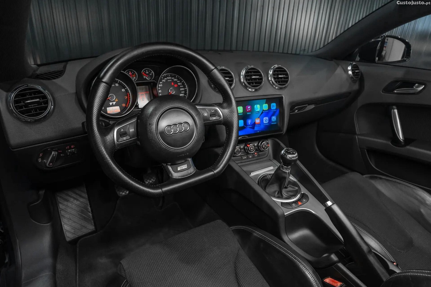 Audi TT 2.0 TFSI S-line — fotografia 8