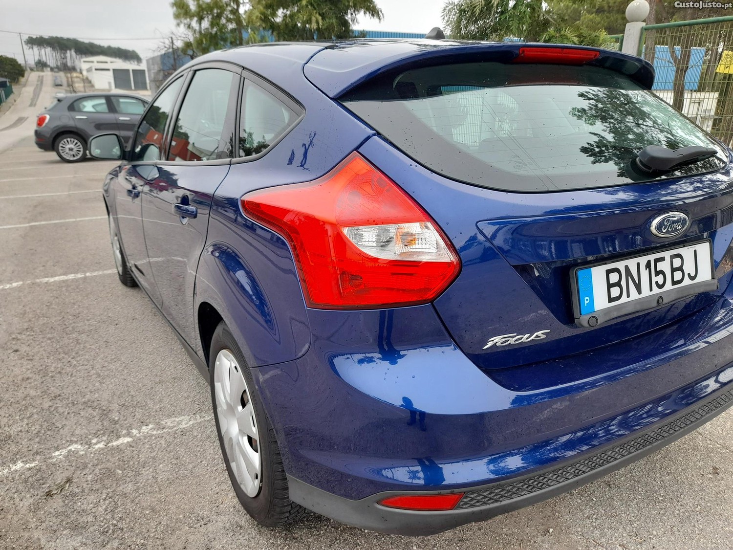 Ford Focus Trend — fotografia 9