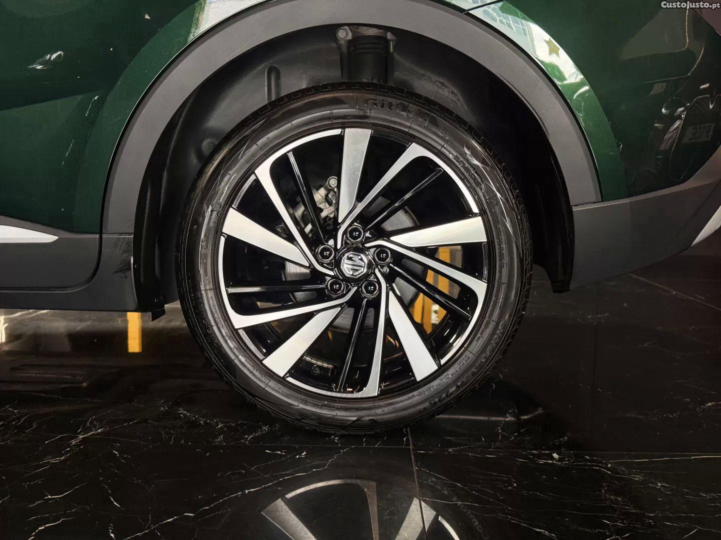 MG ZS 1.5 hybrid+ luxury — fotografia 18