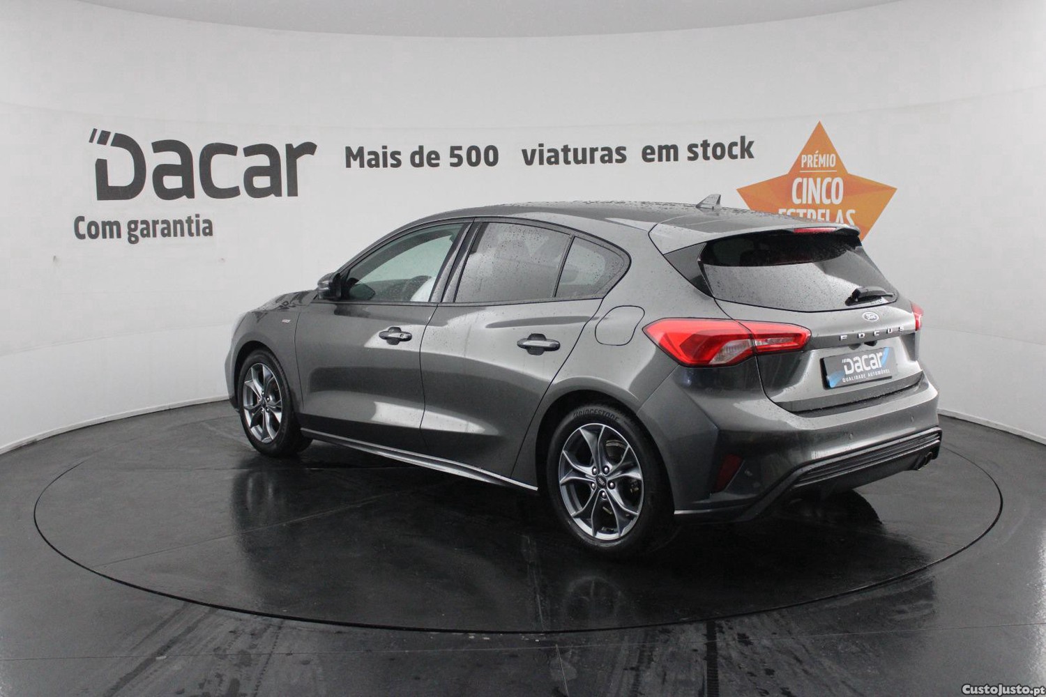 Ford Focus 1.0 ECOBOOST ST-LINE — fotografia 32