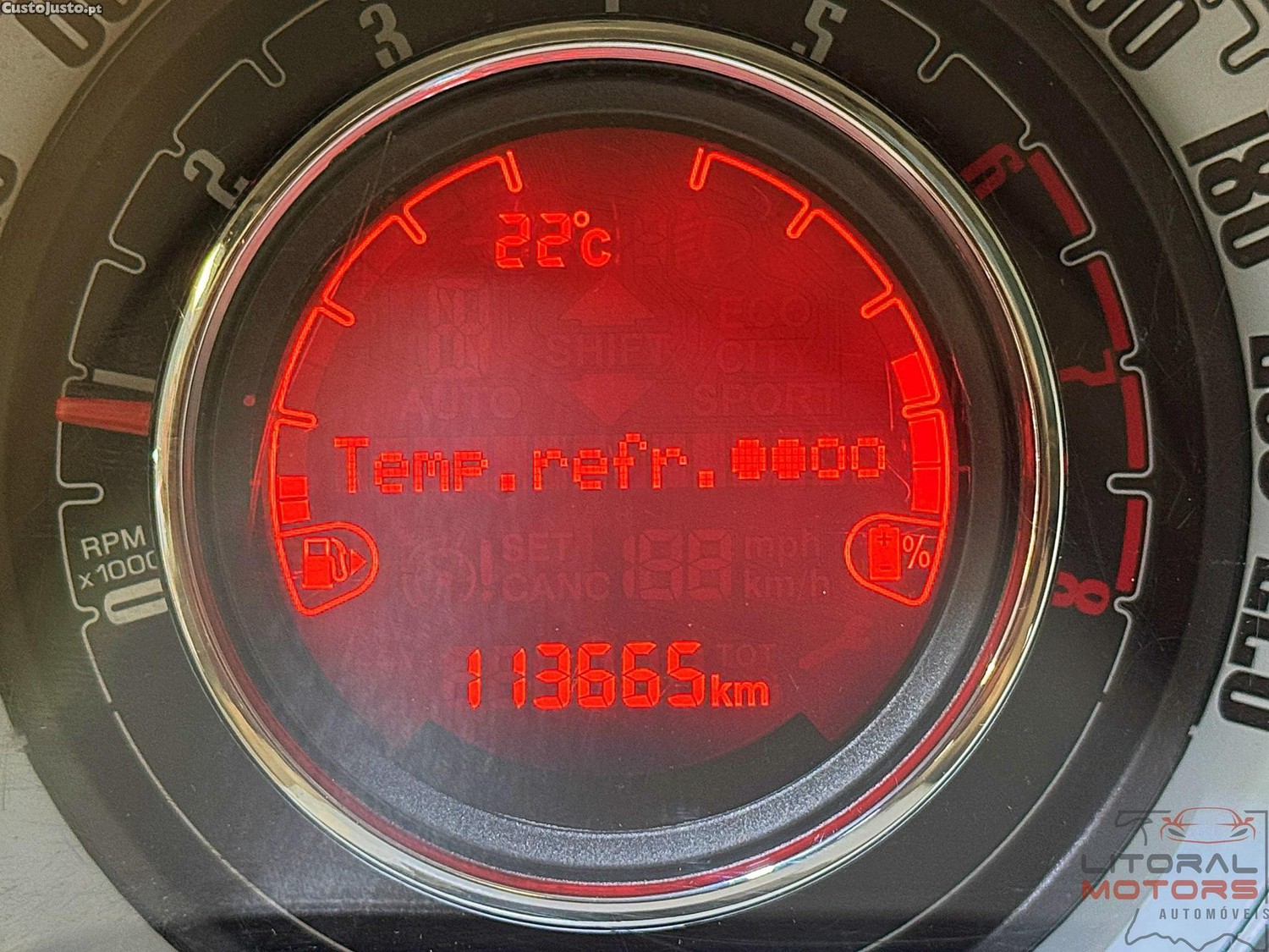 Fiat 500 1.0 Hybrid Club — fotografia 2