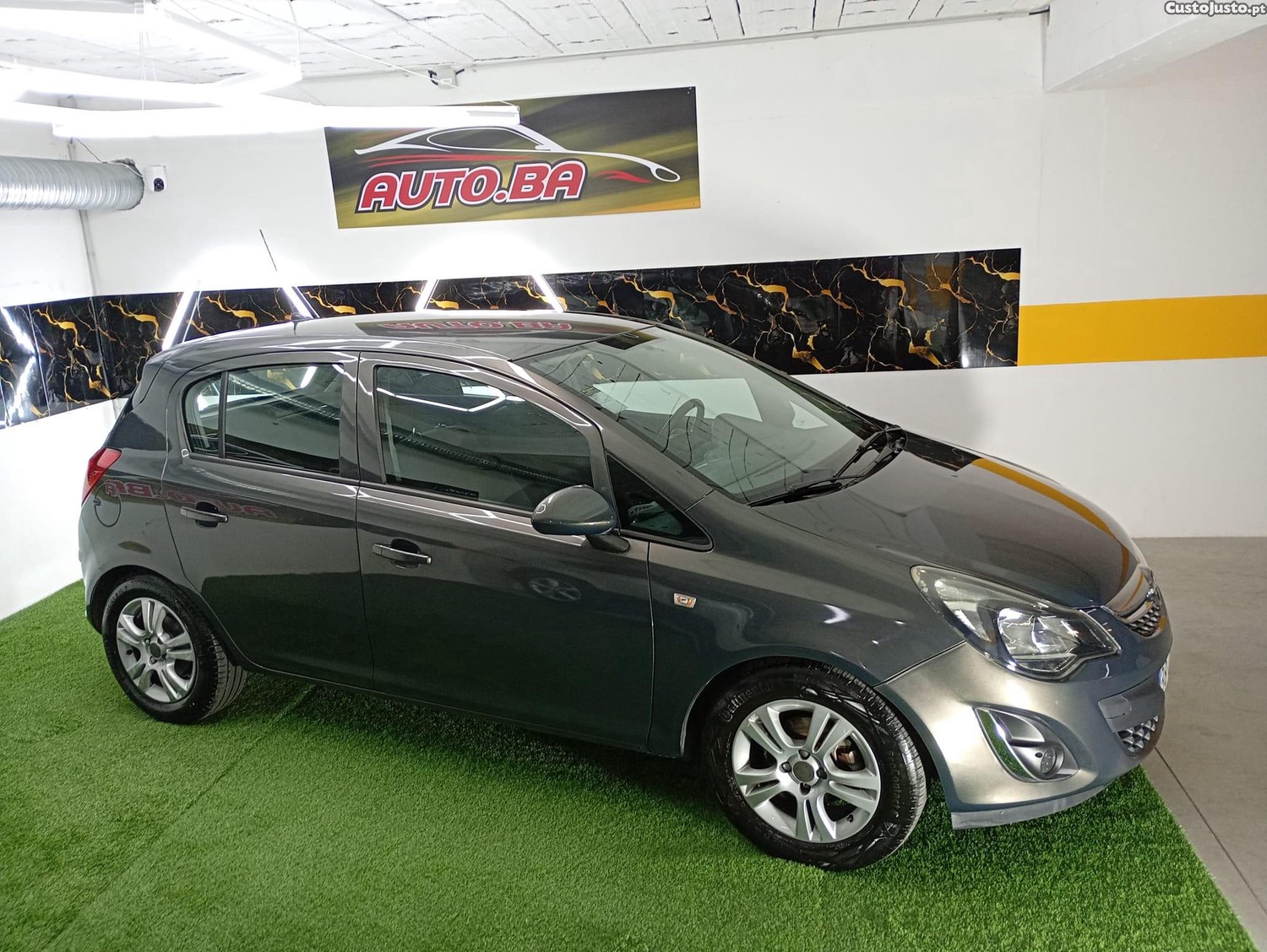 Opel Corsa 1.3 CDTI Enjoy 88g — fotografia 19