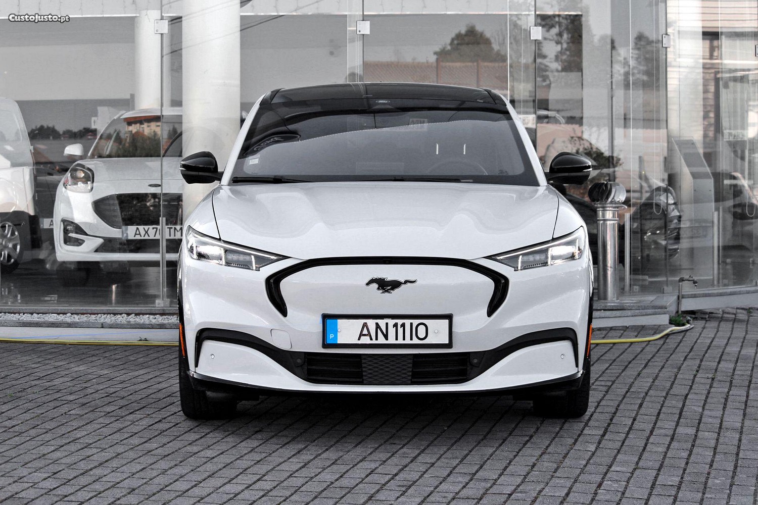 Ford Mustang Mach-E Alargada AWD - 22 — photo 2