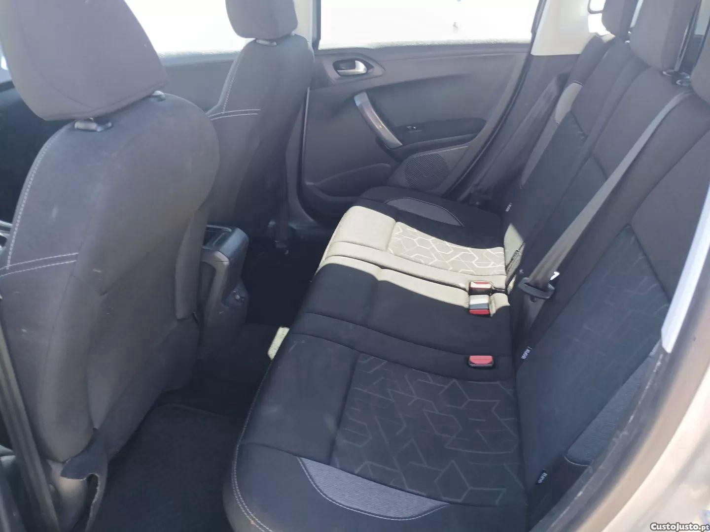 Peugeot 2008 1.2 puretech style — fotografia 8