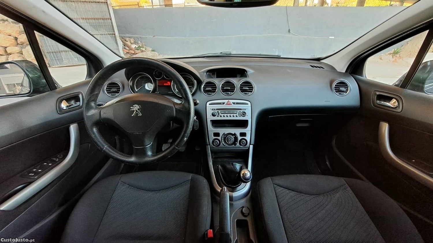 Peugeot 308 1.6 HDi Active — fotografia 9