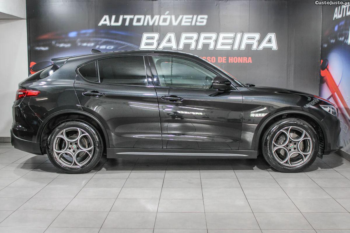 Alfa Romeo Stelvio 2.2 D Sprint AT8 — fotografia 14