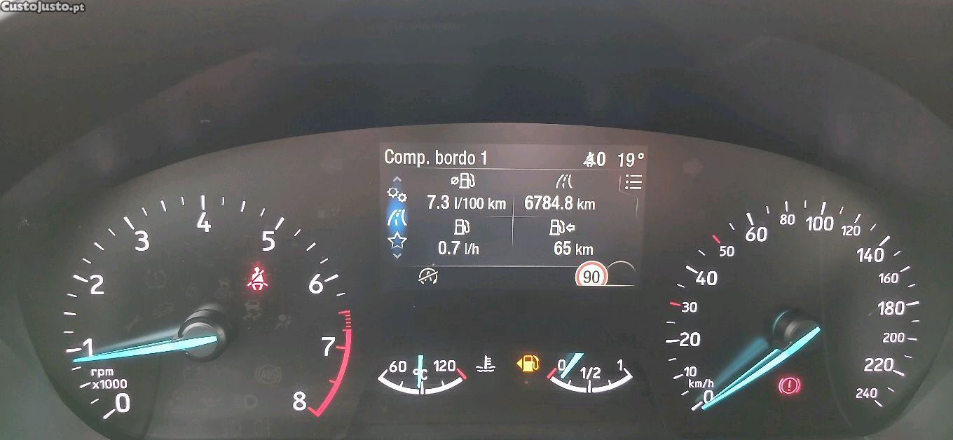 Ford Focus vignhale — fotografia 3