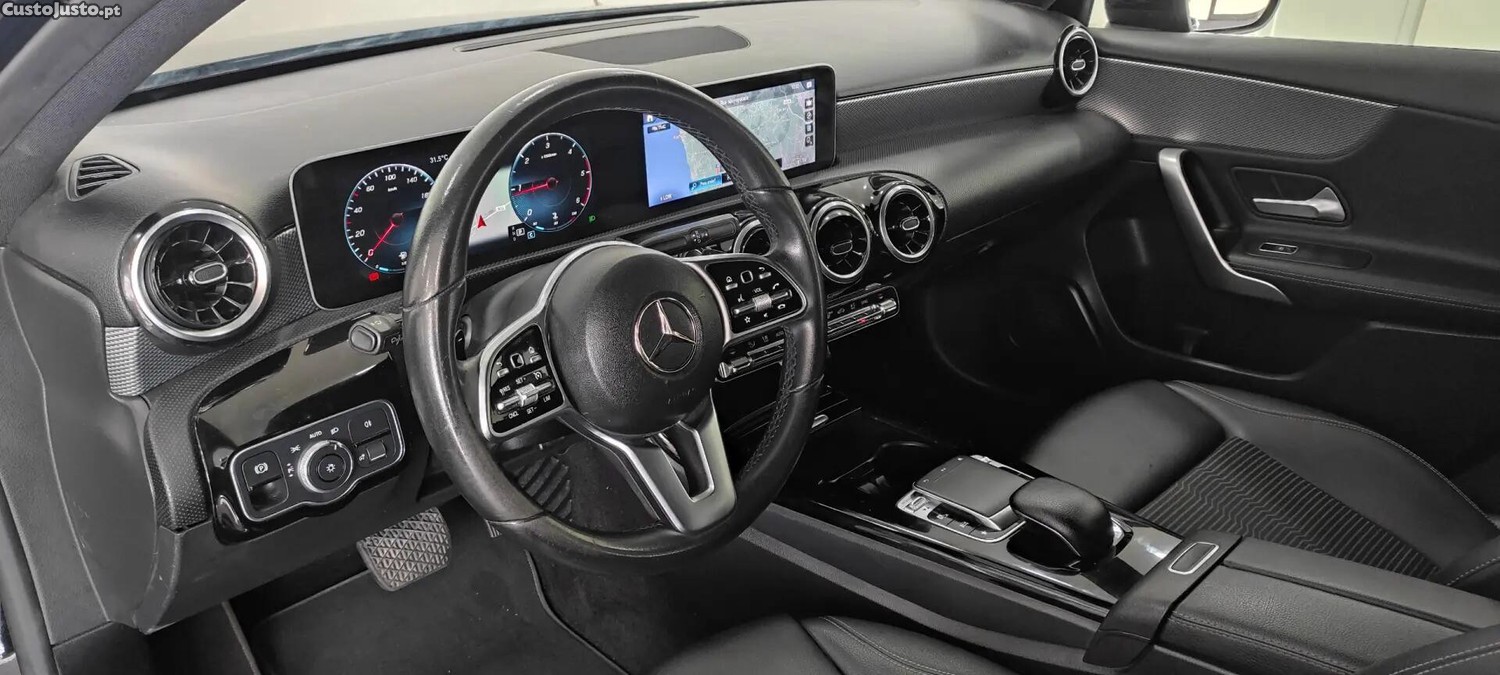 Mercedes-Benz A 180 d 7G-DCT Progressive — fotografia 15