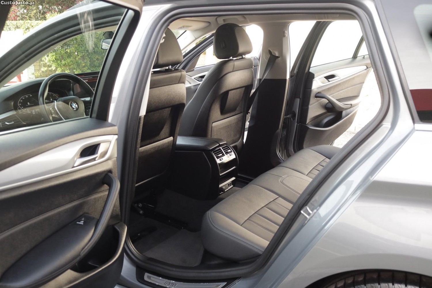 BMW 520 d Touring Auto 190cv — fotografia 33