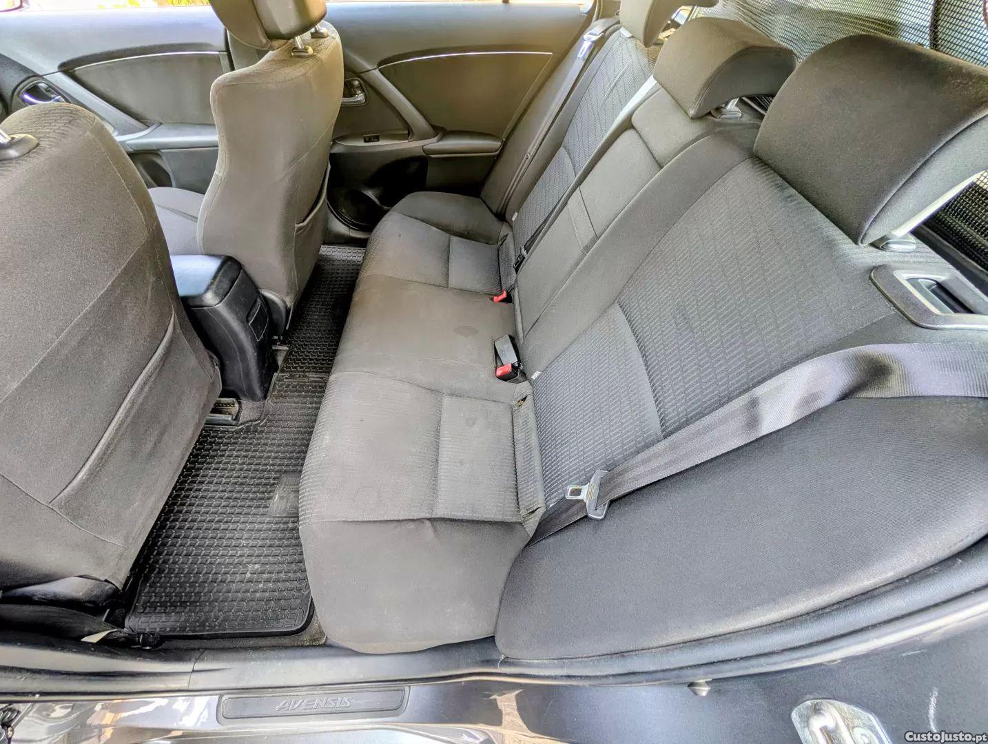 Toyota Avensis 2.0 d-4d gps — fotografia 10