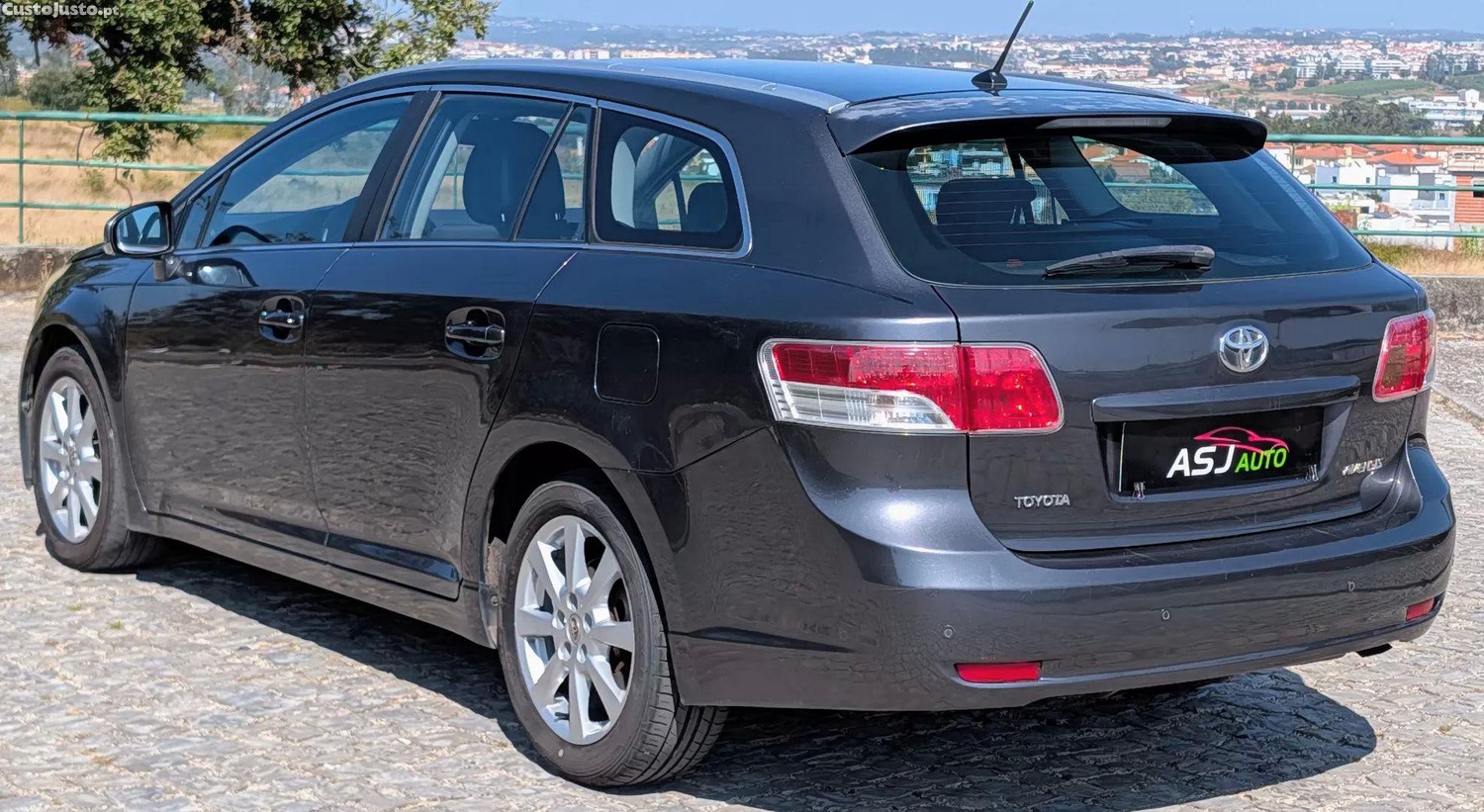Toyota Avensis 2.0 d-4d gps — fotografia 13