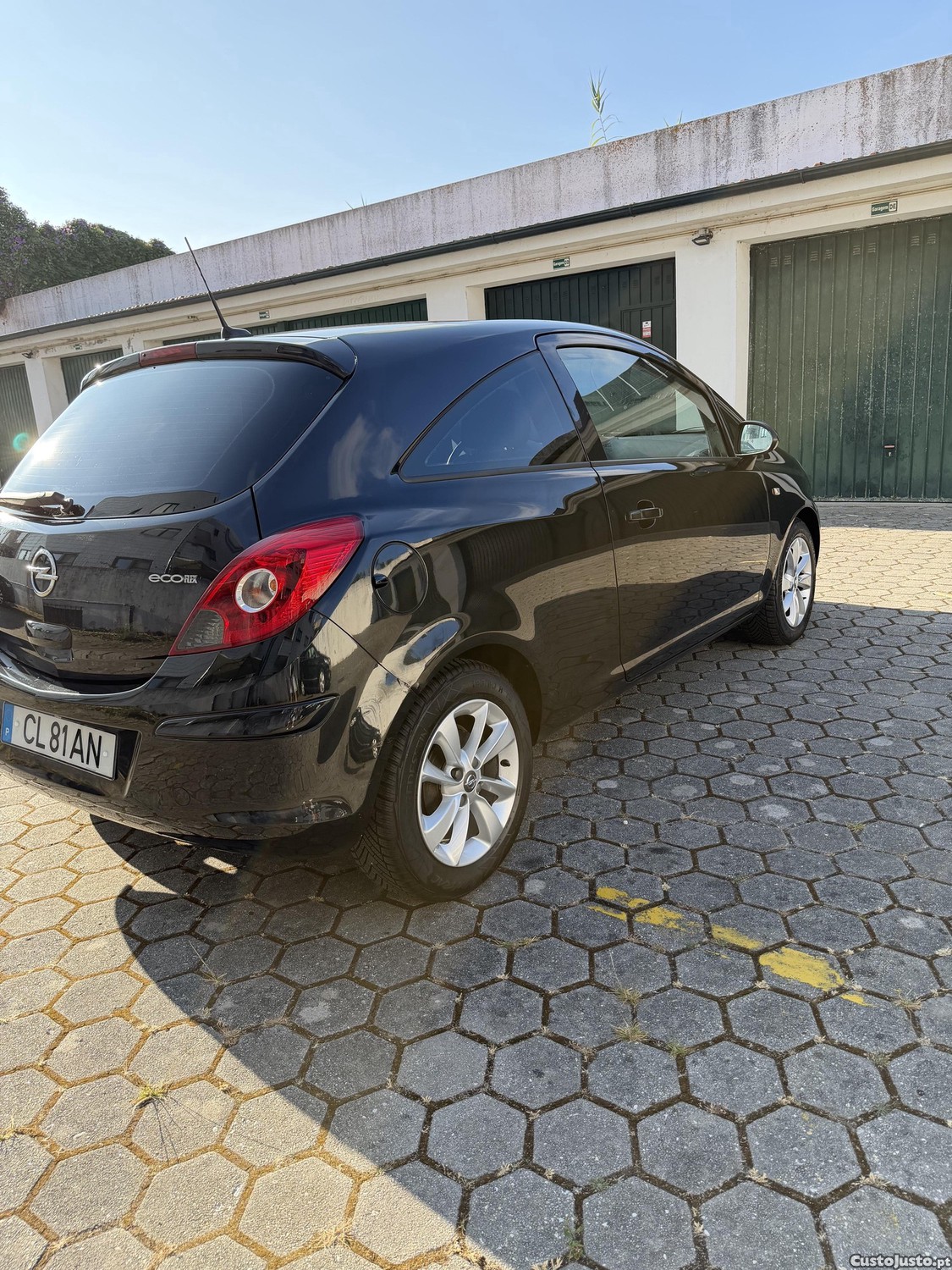 Opel Corsa 1.3 CDTI 95CV Business + 3 portas 5 lugares — fotografia 9