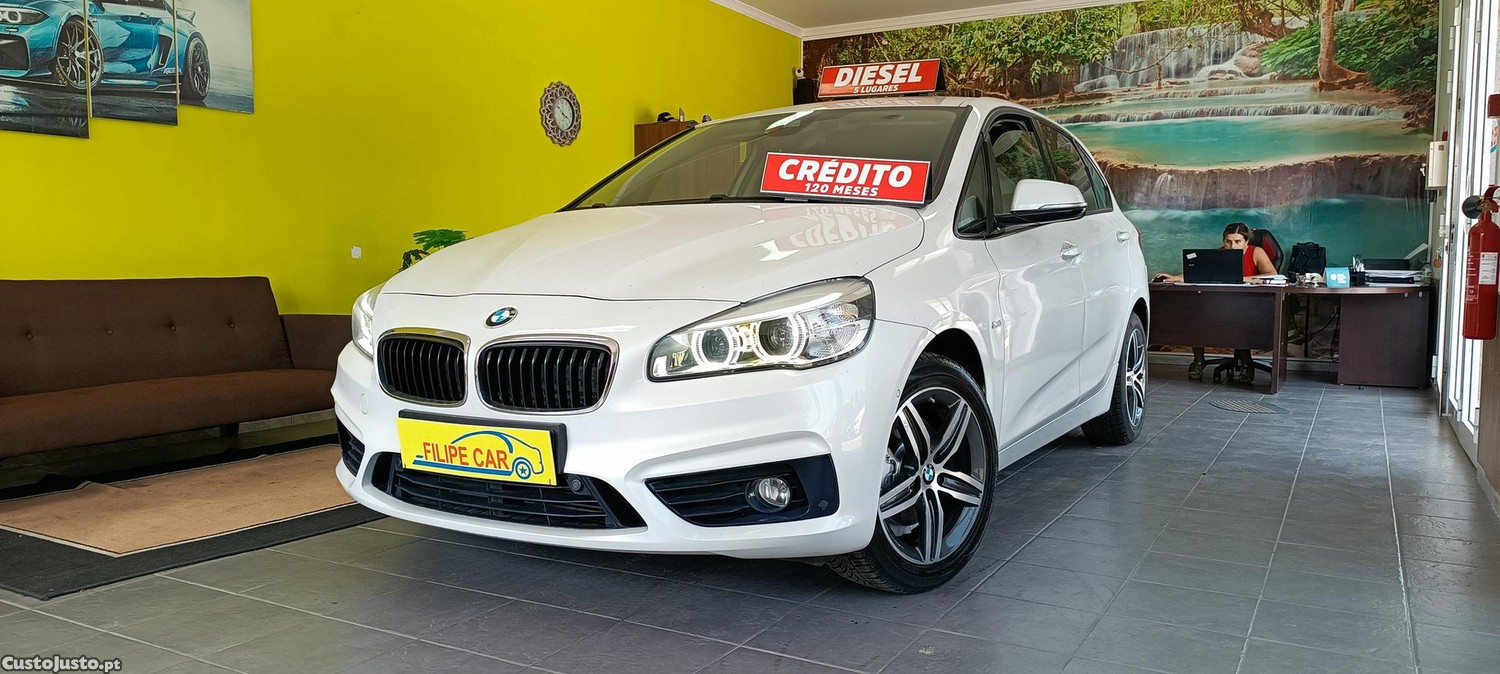 BMW 218 Active Tourer SPORT LINE — fotografia 18