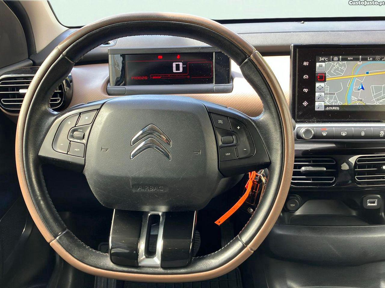 Citroën C4 Cactus 1.2 PureTech Shine — fotografia 7