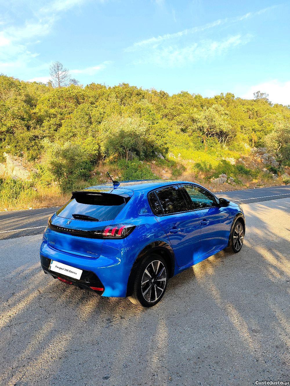 Peugeot e-208 GT Line — fotografia 6