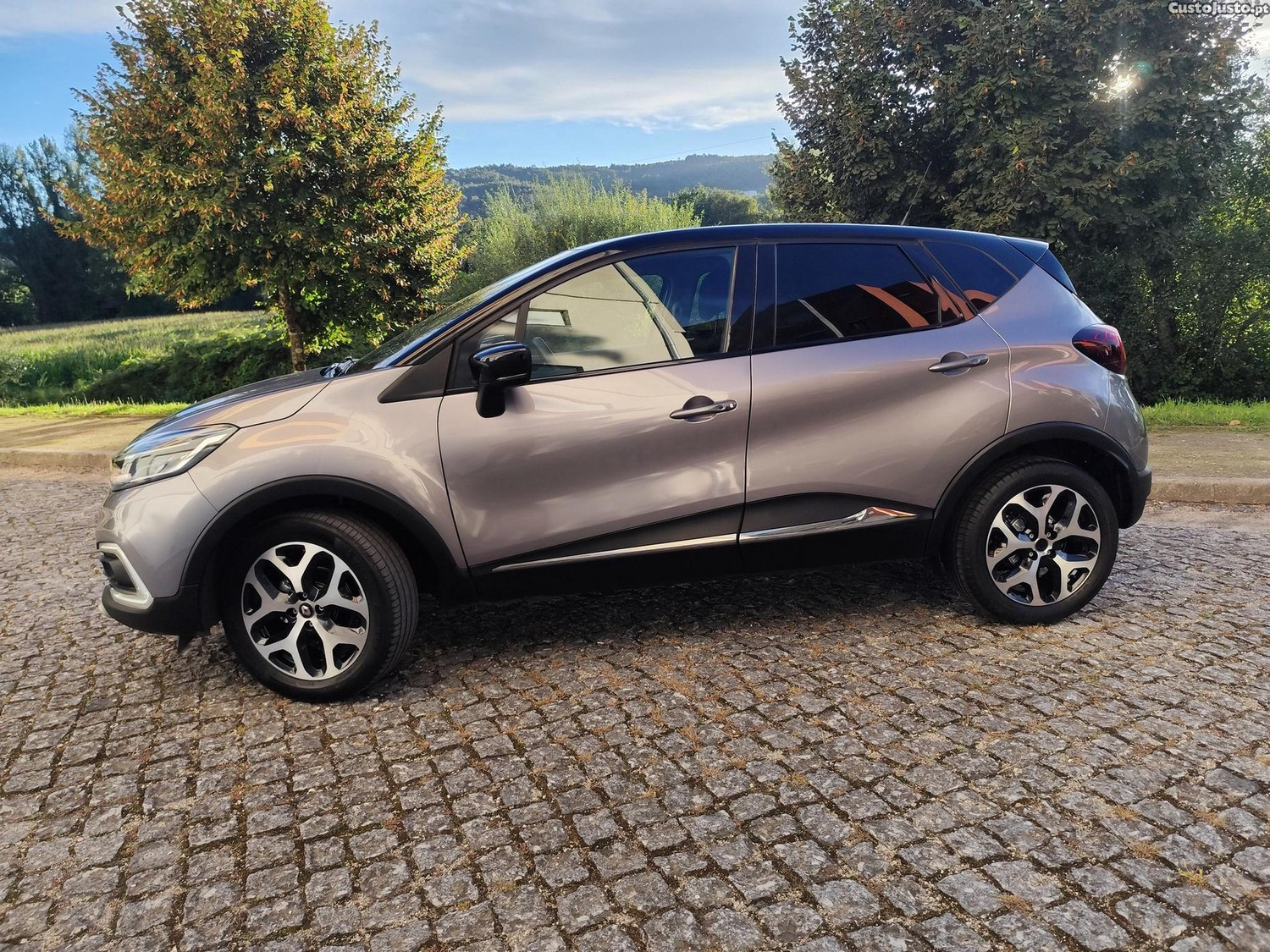 Renault Captur 0.9 TCE Exclusive — fotografia 17