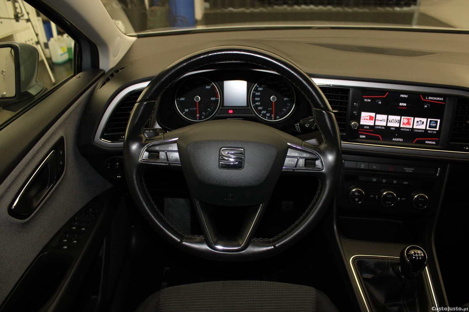 SEAT Leon ST 1.6 TDI STYLE — fotografia 21