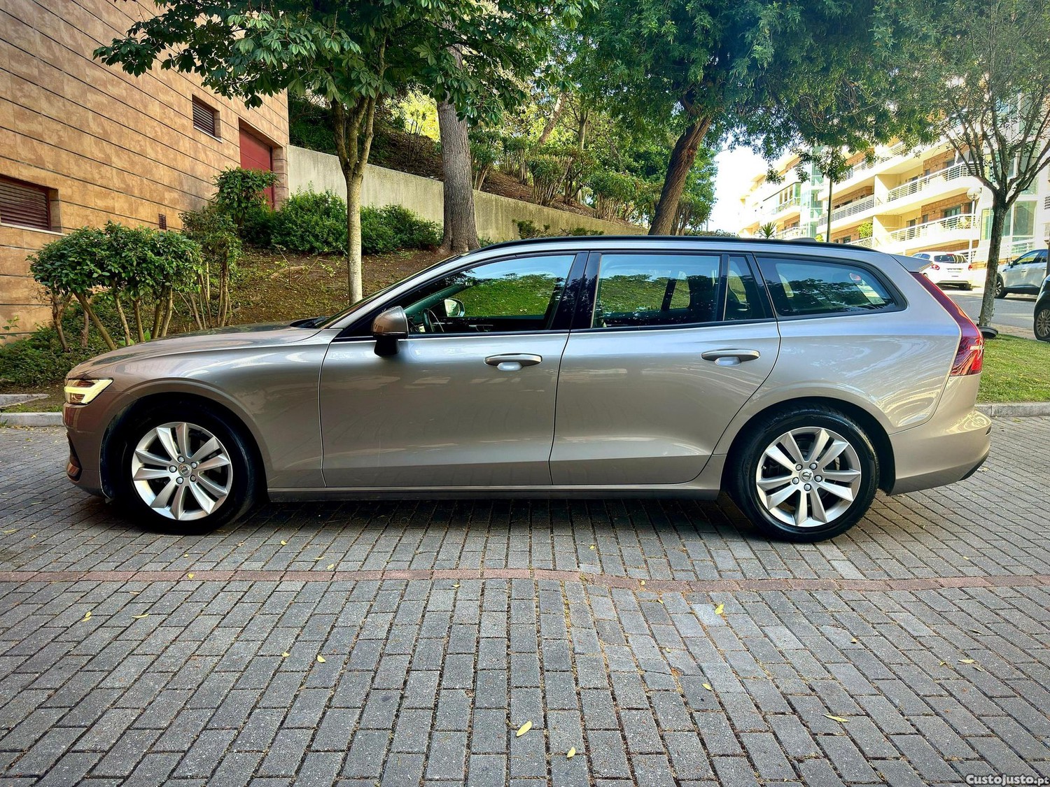 Volvo V60 2.0 D3 — fotografia 16
